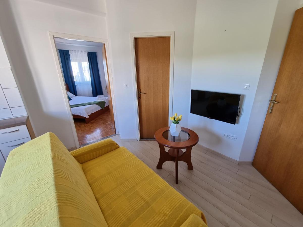 The Florens Residence Near The Beach With The Pool, Bbq And Kids Playground, Zadar Diklo المظهر الخارجي الصورة