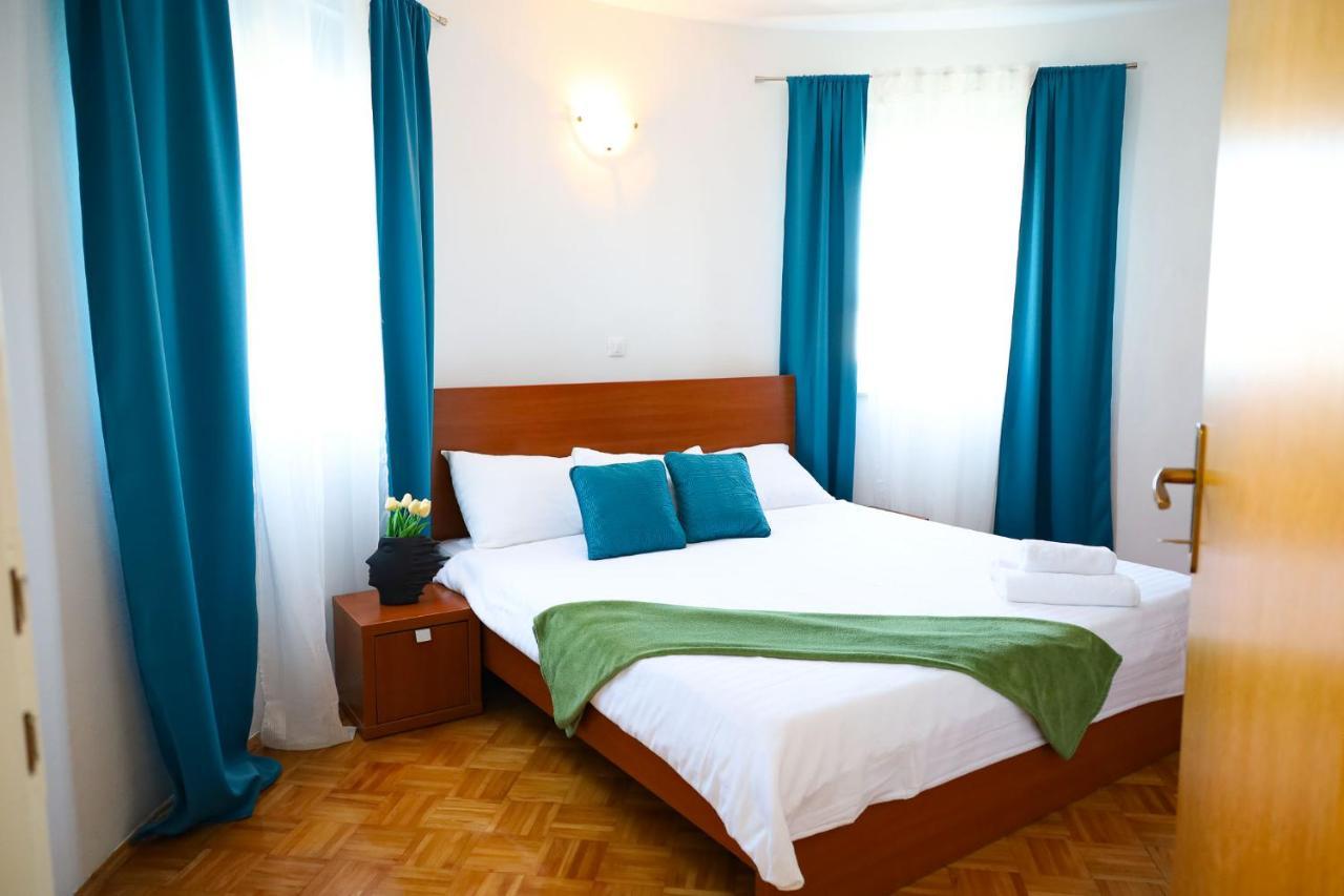 The Florens Residence Near The Beach With The Pool, Bbq And Kids Playground, Zadar Diklo المظهر الخارجي الصورة