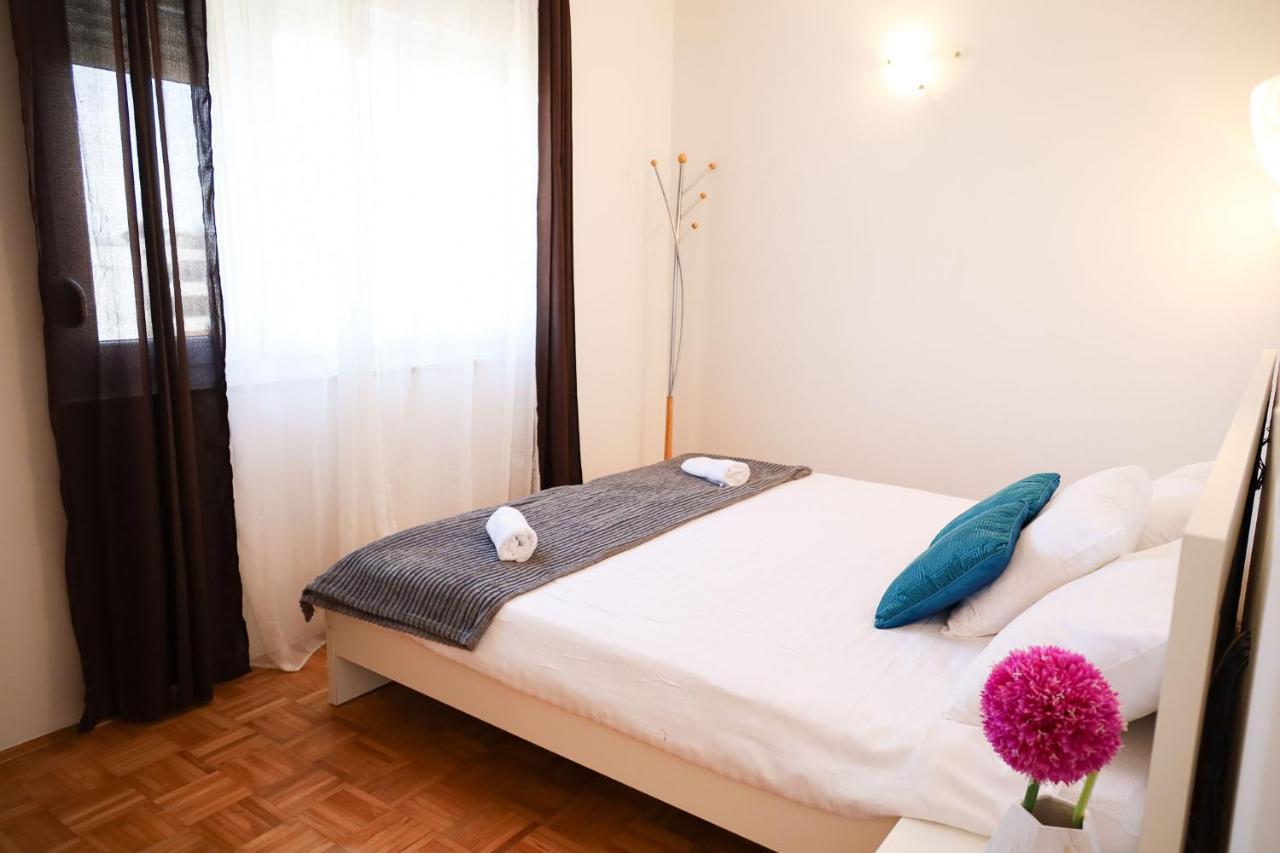 The Florens Residence Near The Beach With The Pool, Bbq And Kids Playground, Zadar Diklo المظهر الخارجي الصورة