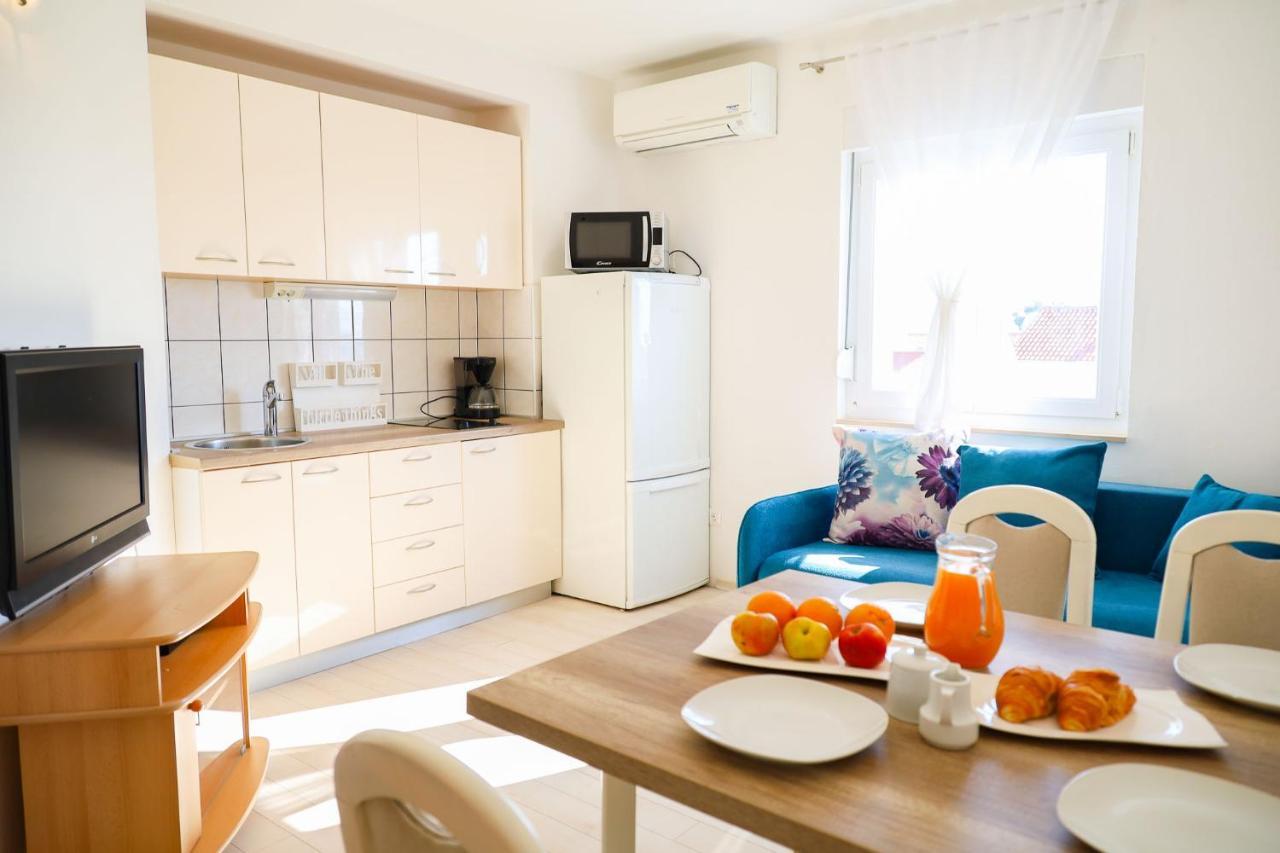 The Florens Residence Near The Beach With The Pool, Bbq And Kids Playground, Zadar Diklo المظهر الخارجي الصورة