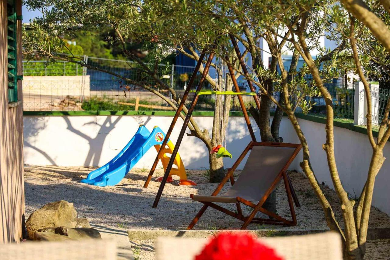 The Florens Residence Near The Beach With The Pool, Bbq And Kids Playground, Zadar Diklo المظهر الخارجي الصورة