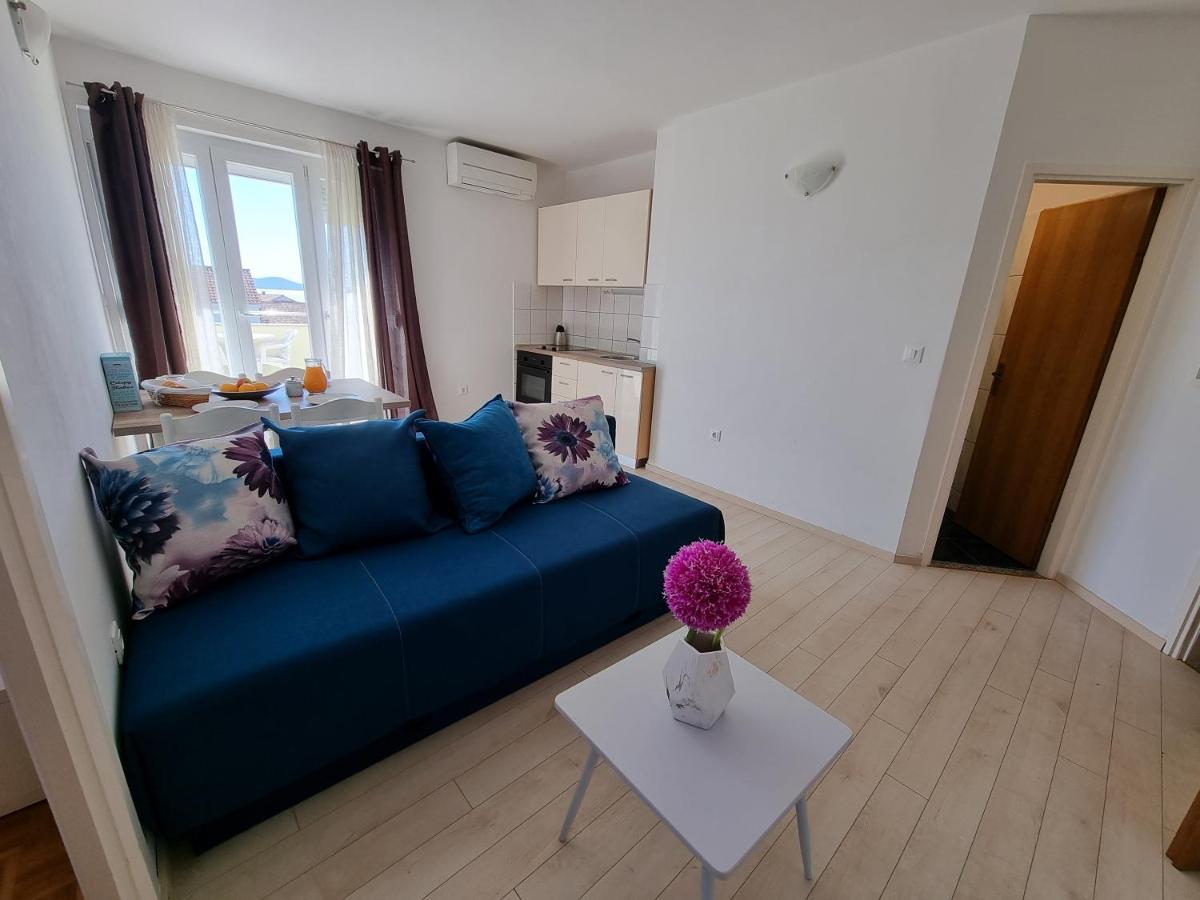The Florens Residence Near The Beach With The Pool, Bbq And Kids Playground, Zadar Diklo المظهر الخارجي الصورة