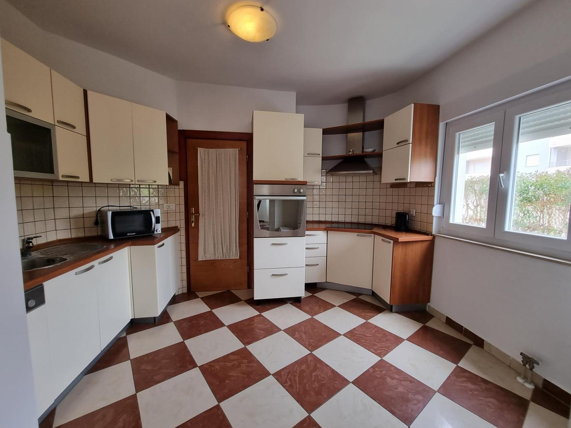 The Florens Residence Near The Beach With The Pool, Bbq And Kids Playground, Zadar Diklo الغرفة الصورة